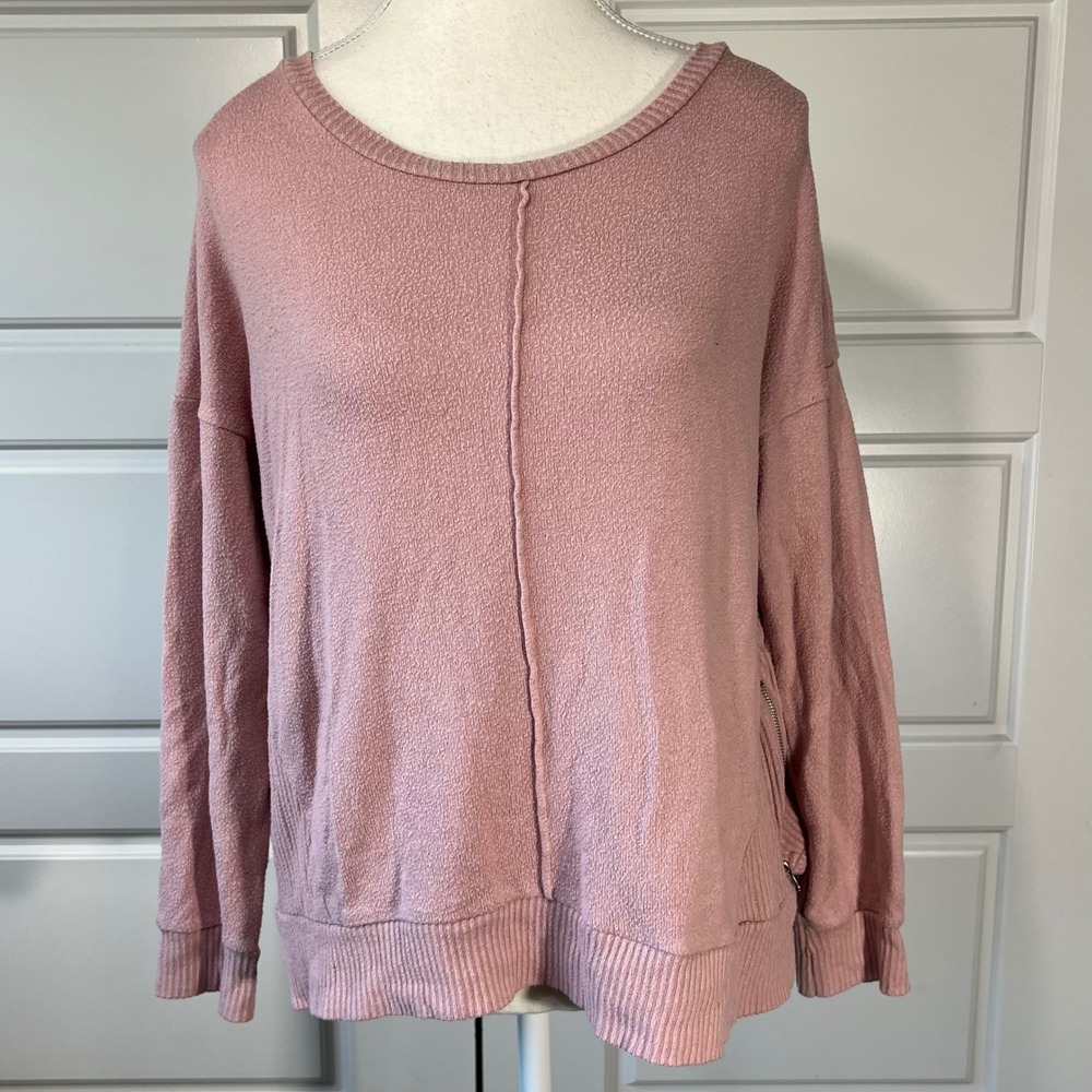 Hippie Rose Mauve Pink Pullover Lightweight Knit Sweater Zipper Sides‎ Medium